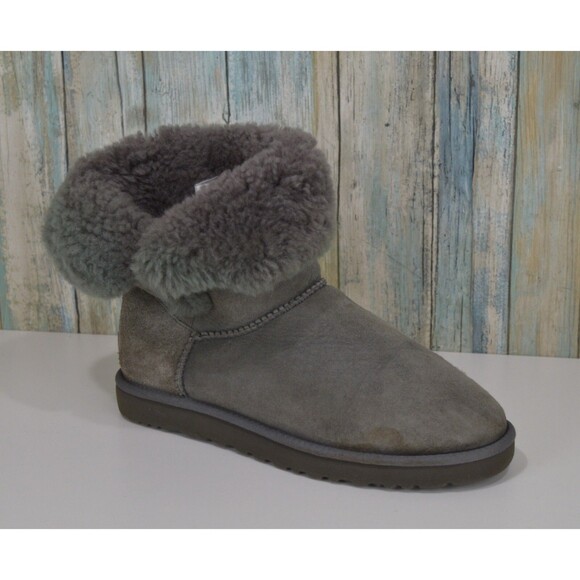 Ugg Australia Classic Bailey Button II Women's Size 10 Gray Sheepskin 5803 - Picture 2 of 13
